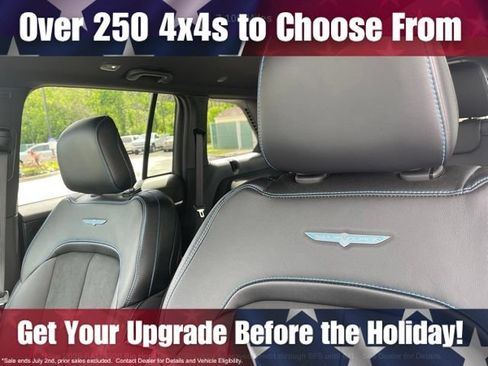 Used 2022 Jeep Grand Cherokee Trailhawk AWD/4WD image 12