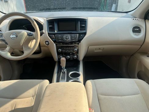 Used 2015 Nissan Pathfinder SV w/ Cargo Package image 26