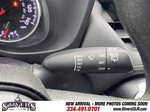 Used 2022 Toyota RAV4 LE image 61