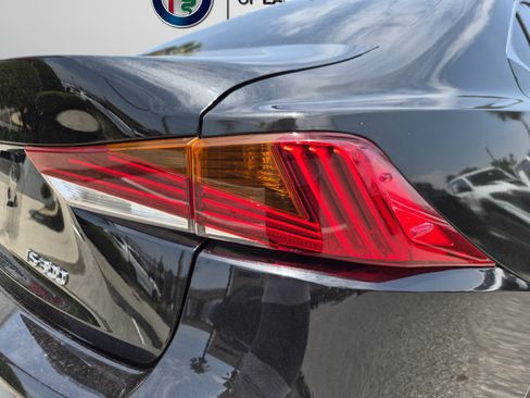 Used 2019 Lexus IS 300 F Sport w/ F Sport Package RWD image 58