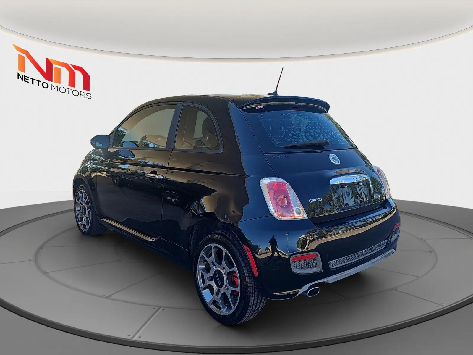 Used 2013 FIAT 500 Sport w/ Beats Audio Pkg FWD image 3