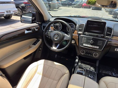 Used 2019 Mercedes-Benz GLS 450 4MATIC w/ Premium 1 Package image 34