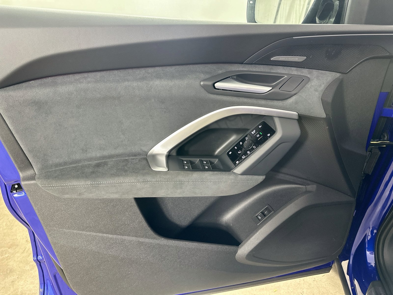 New 2026 Audi SQ5 Premium Plus AWD/4WD image 16