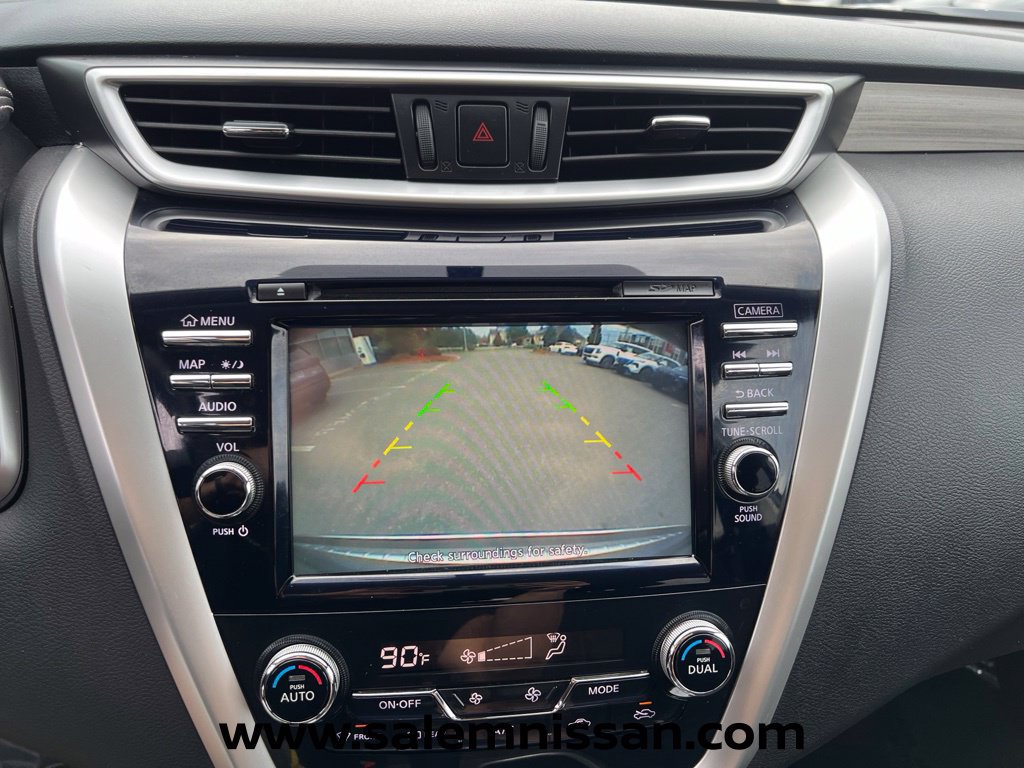Used 2018 Nissan Murano S AWD/4WD image 12