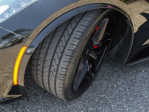 Used 2015 Chevrolet Corvette Stingray Coupe RWD image 41