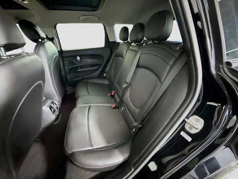 Used 2017 MINI Cooper Clubman ALL4 image 24