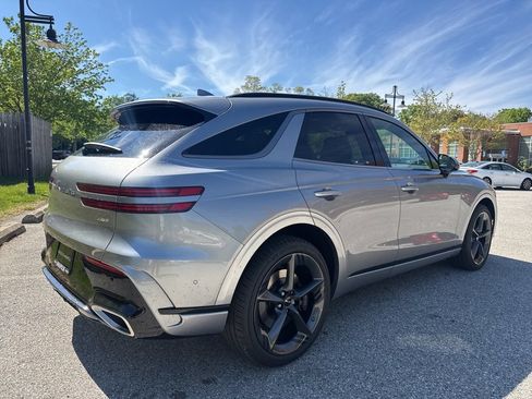 New 2026 Genesis GV70 2.5T Sport Prestige AWD/4WD image 9