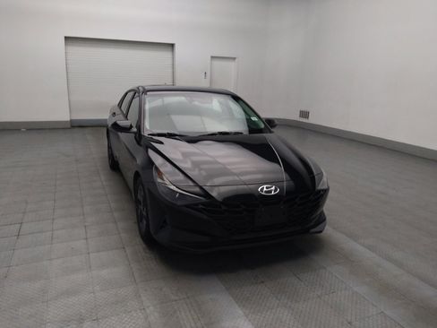 Used 2021 Hyundai Elantra SEL image 14
