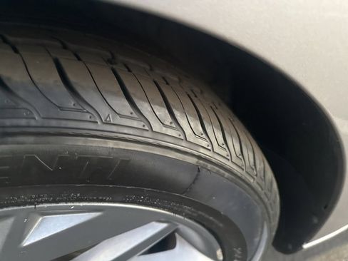 Used 2024 Hyundai Elantra SEL image 9