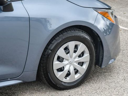Used 2020 Toyota Corolla L w/ Carpet Mat Package (TMS) FWD image 11