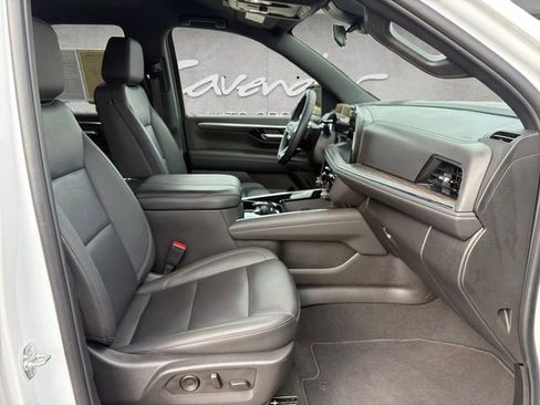 Certified 2025 Chevrolet Tahoe LT image 24