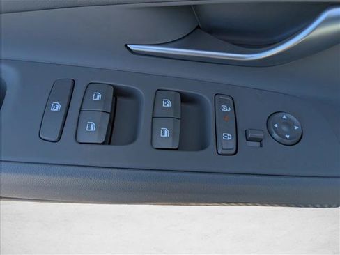 Used 2026 Hyundai Elantra Sport FWD image 10