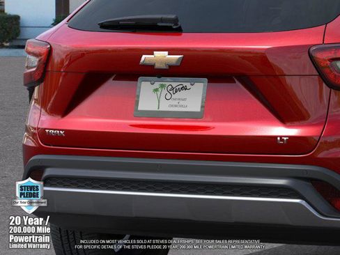 New 2026 Chevrolet Trax LT w/ Driver Confidence Package image 14
