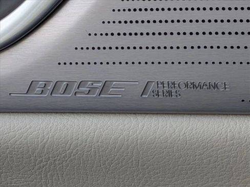 Used 2024 Cadillac XT6 Premium Luxury w/ Technology Package AWD/4WD image 16