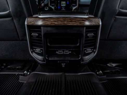 Used 2020 RAM 3500 Laramie image 34