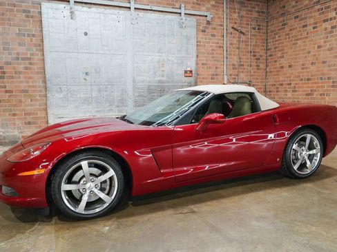 Used 2008 Chevrolet Corvette Coupe RWD image 7