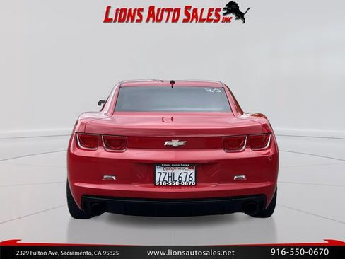 Used 2010 Chevrolet Camaro LT RWD image 6