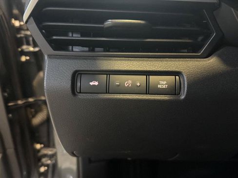 Used 2024 Nissan Altima 2.5 SR w/ SR Premium Package AWD/4WD image 13
