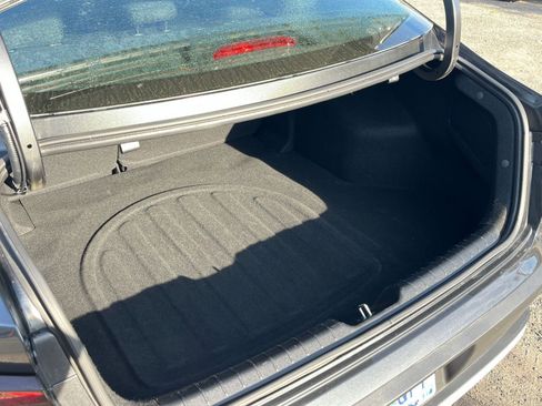 Used 2025 Kia K4 LXS image 30