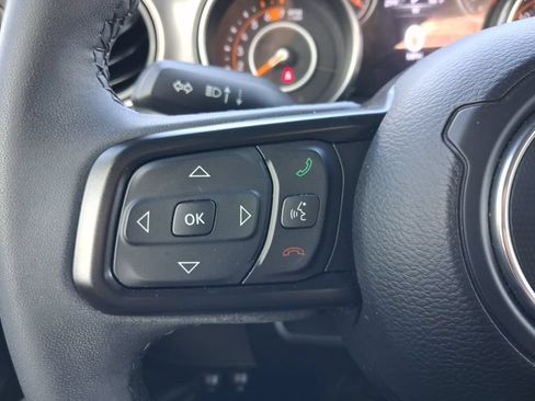Used 2023 Jeep Wrangler Unlimited Sport AWD/4WD image 30