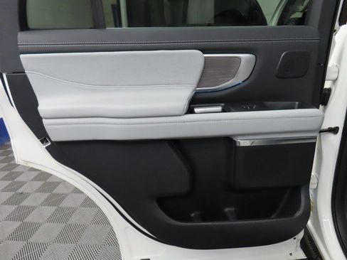 Used 2025 Ford Expedition Platinum w/ Platinum Ultimate Package image 73