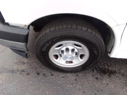 Used 2019 Chevrolet Express 3500 w/ Power Convenience Package image 22