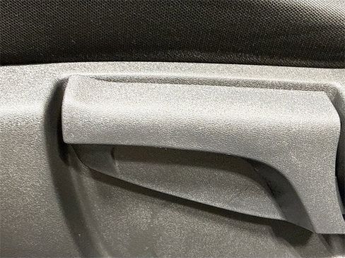 Used 2017 Nissan Rogue S image 20