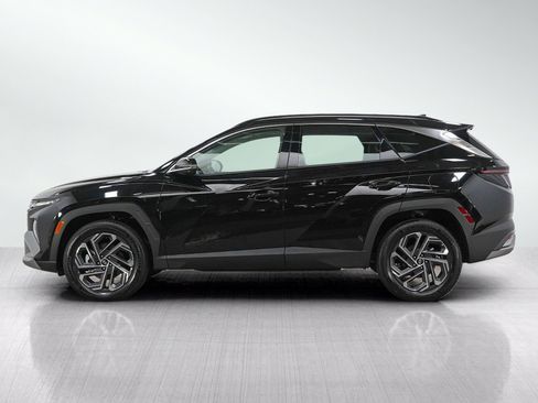 Certified 2026 Hyundai Tucson Limited AWD/4WD image 2