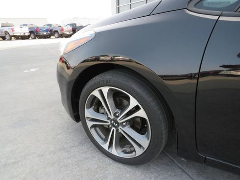 Used 2017 Kia Forte LX image 22