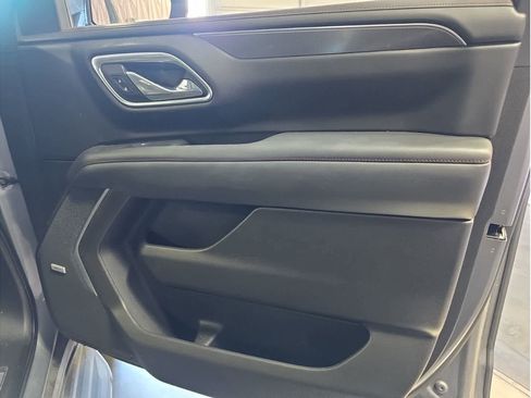 Used 2021 Chevrolet Tahoe RST w/ Luxury Package image 14