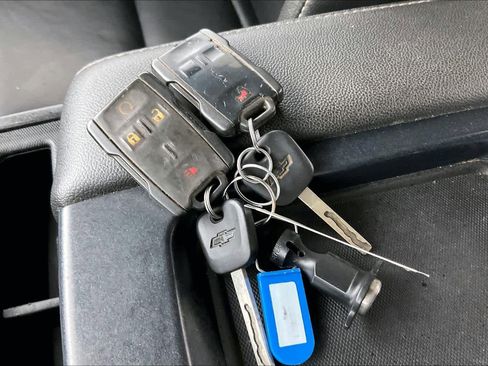 Used 2018 Chevrolet Silverado 1500 LT w/ Texas Edition image 14