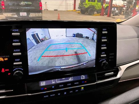 Used 2021 Toyota Sienna LE AWD/4WD image 20