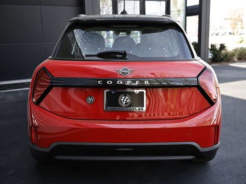 New 2026 MINI Cooper 4-Door Hardtop image 9