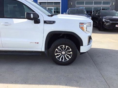 Used 2021 GMC Sierra 1500 AT4 w/ AT4 Preferred Package AWD/4WD image 19