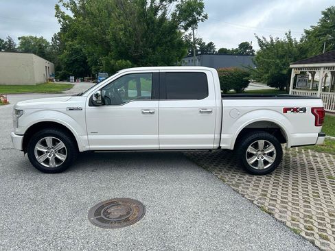 Used 2015 Ford F150 Platinum w/ Equipment Group 701A Luxury AWD/4WD image 7