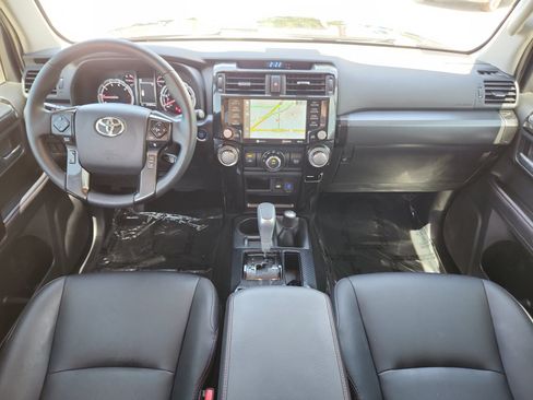 Used 2022 Toyota 4Runner TRD Off-Road Premium w/ Moonroof Package AWD/4WD image 20