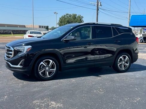 Used 2020 GMC Terrain SLT w/ Preferred Package FWD image 3