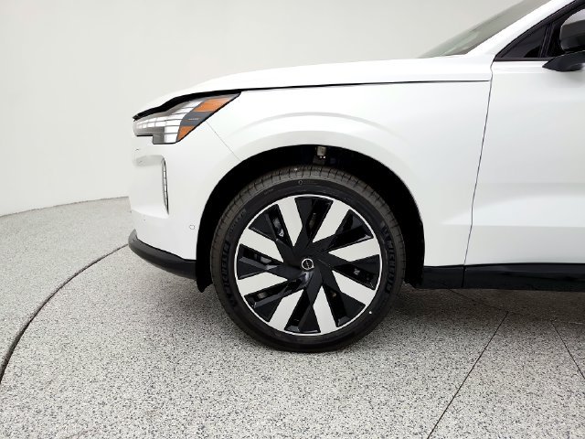 New 2026 Volvo EX90 Plus AWD/4WD image 30