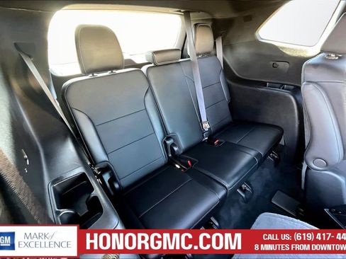 Used 2025 Buick Enclave Preferred image 26