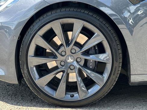 Used 2020 Tesla Model S Long Range Plus AWD/4WD image 30