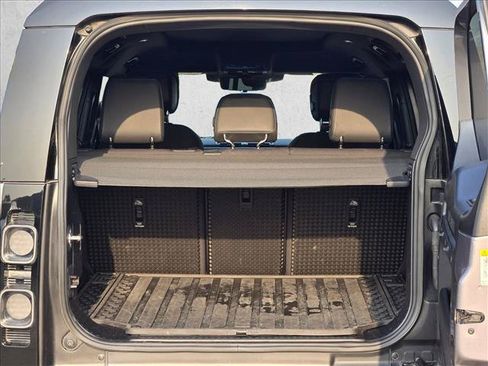 Used 2024 Land Rover Defender 110 X AWD/4WD image 6