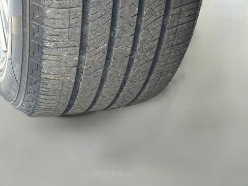Used 2023 Volkswagen Atlas Cross Sport SE FWD image 40