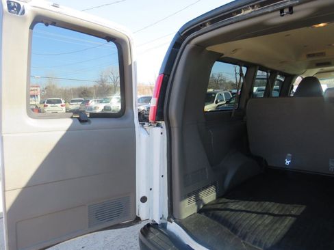 Used 2014 Chevrolet Express 1500 LS image 26
