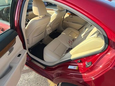 Used 2015 Lexus ES 300h w/ Navigation System Package FWD image 8