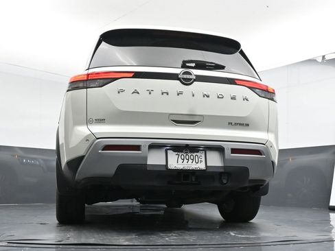 Used 2024 Nissan Pathfinder Platinum w/ Cargo Package image 22
