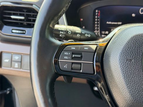 Used 2024 Honda Pilot Elite image 18