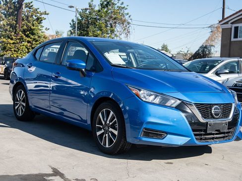 Used 2021 Nissan Versa SV image 8