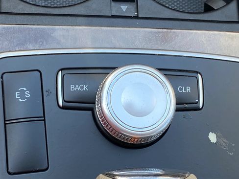 Used 2011 Mercedes-Benz E 350 Sedan image 11