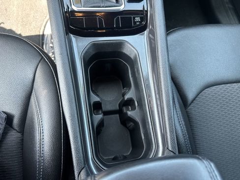 Used 2024 Jeep Compass Latitude image 29