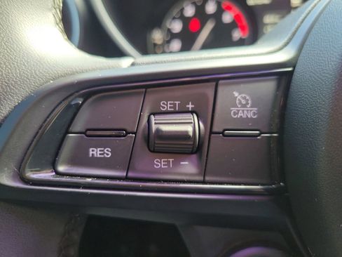 Used 2021 Alfa Romeo Giulia Ti image 21